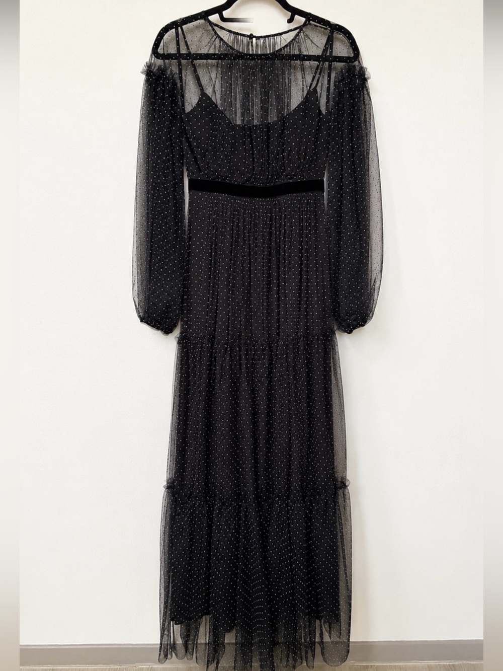 BCBG Max Azria Black Swiss Dot Tulle Maxi Dress Velvet Waist Size 0